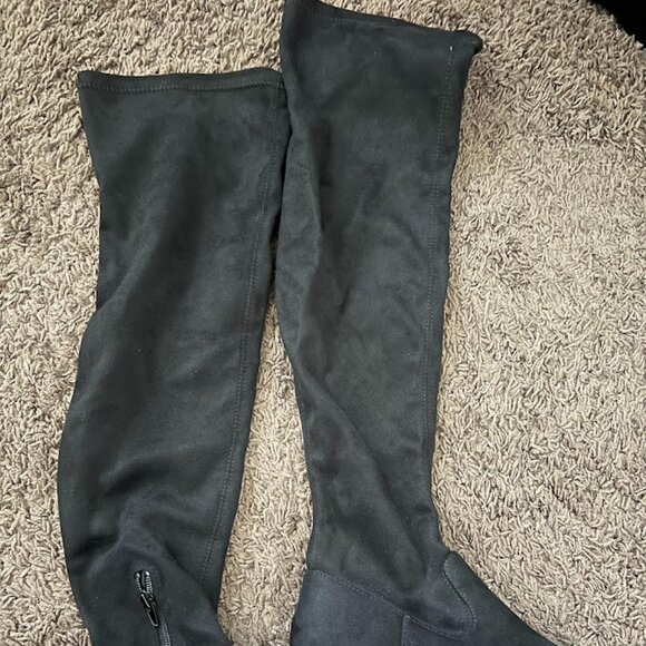 SODA Black Microsuede Stretch Over The Knee Boots Size 6 - Picture 5 of 9